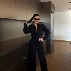 Contrast-Collar Buttoned Lounge Overall